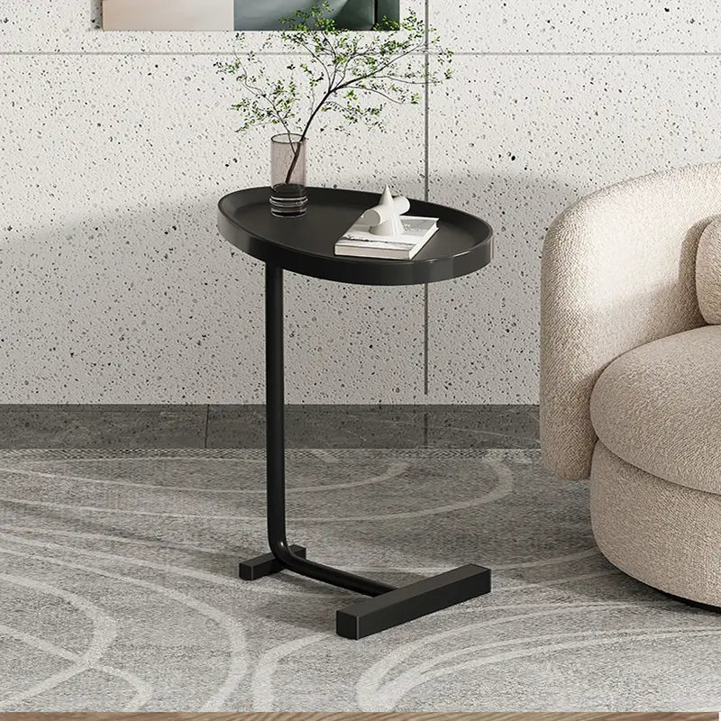 Practicality meets aesthetics in this versatile lightweight coffee table