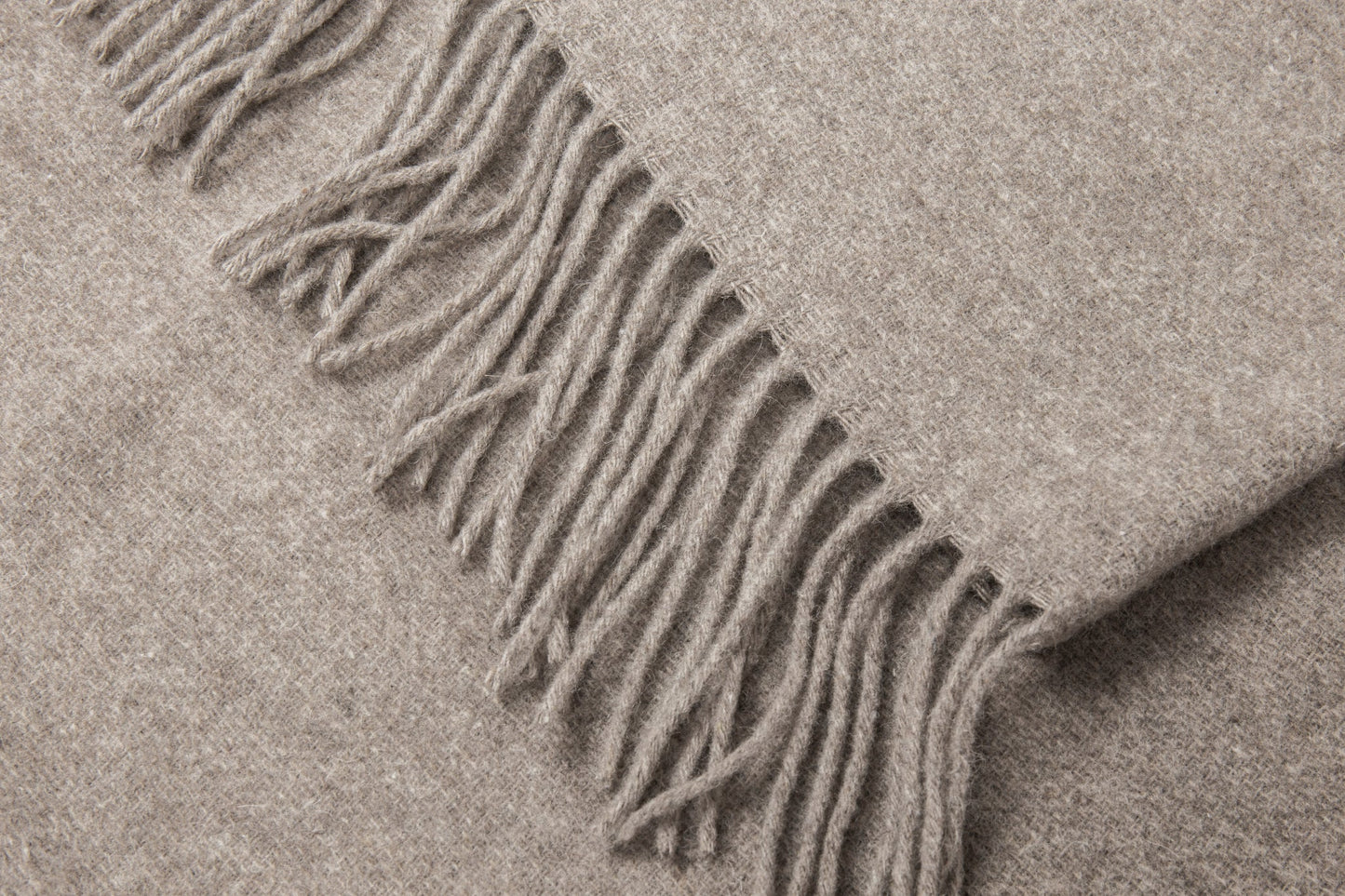 NNEDSZ Chiswick Throw - Wool/Cashmere - Stone