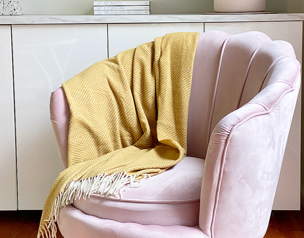 NNEDSZ Throw - Merino Wool Blend - Mustard